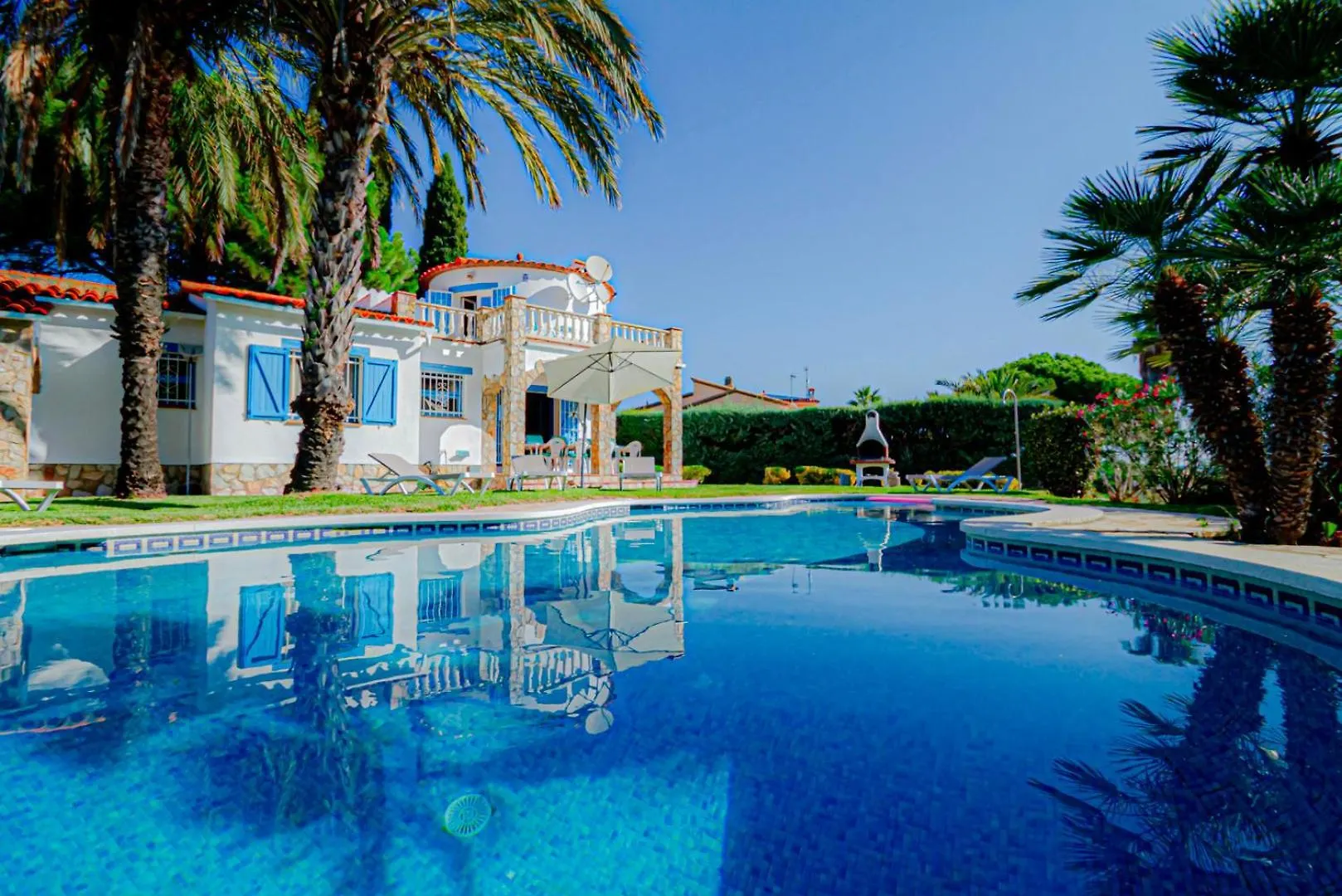 Villa Club Villamar - Renata Calonge  España